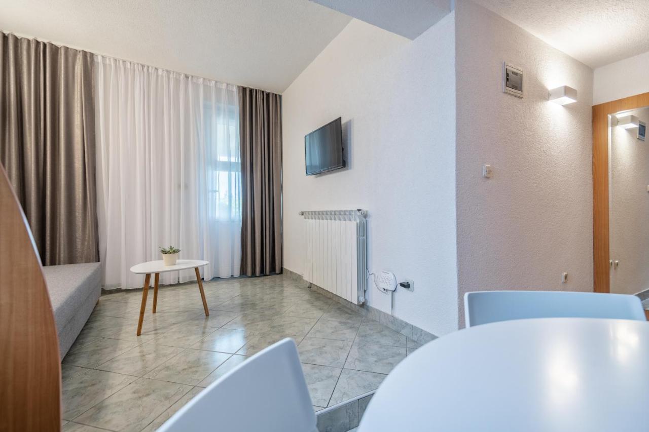 Apartments Tamaris Неум Экстерьер фото