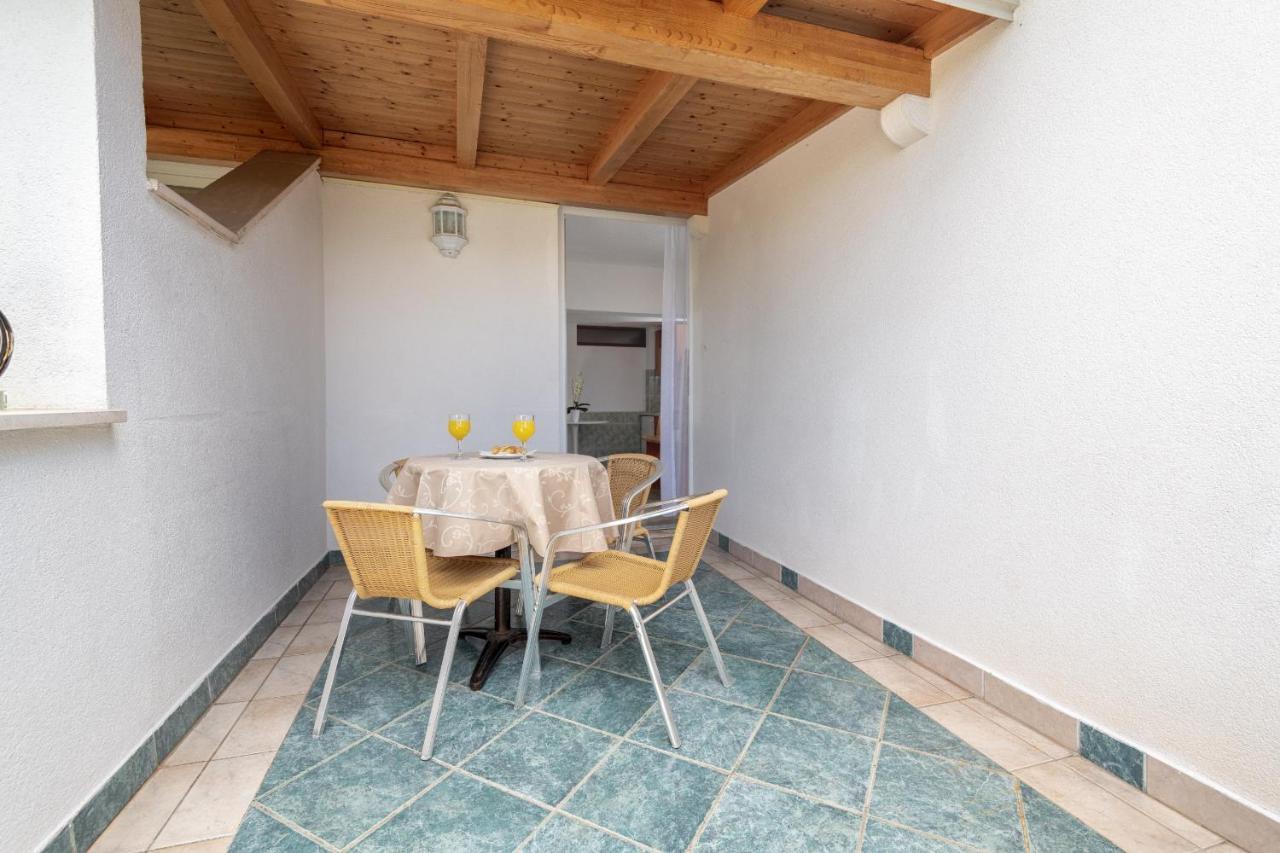 Apartments Tamaris Неум Экстерьер фото